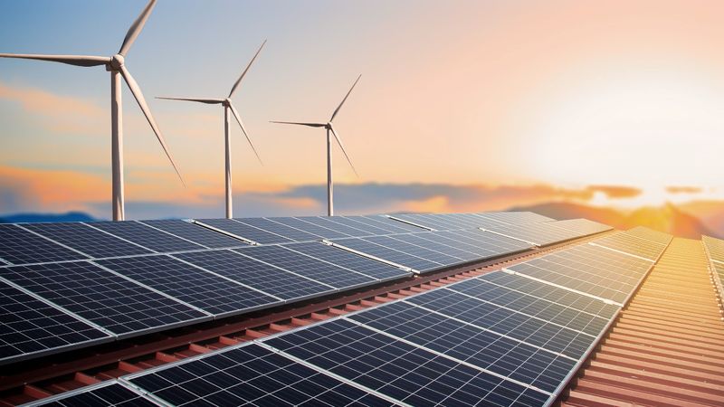 誠城集團(tuán) 太陽能與計(jì)算機(jī)軟件科技的融合創(chuàng)新之路